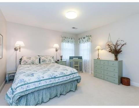 66 Taylor St, Needham, MA 02494 photo 18