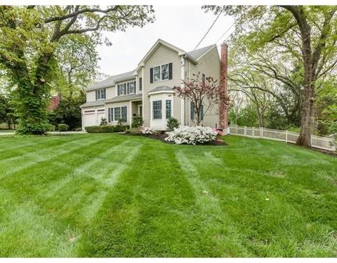 66 Taylor St, Needham, MA 02494 photo 2