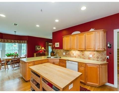 66 Taylor St, Needham, MA 02494 photo 7