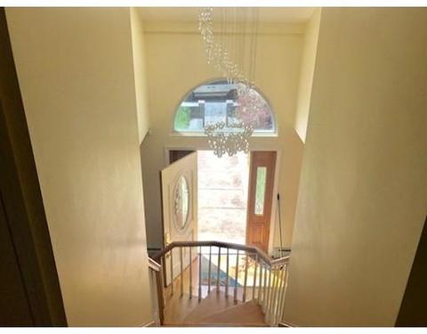 108 Quarry St, Fall River, MA 02723 photo 4