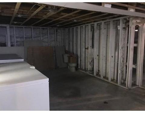 108 Quarry St, Fall River, MA 02723 photo 15