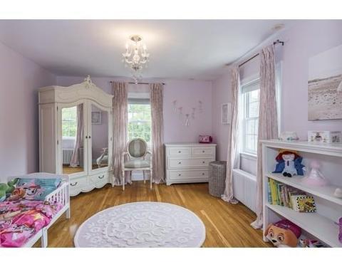 35 Beach St, Marblehead, MA 01945 photo 19