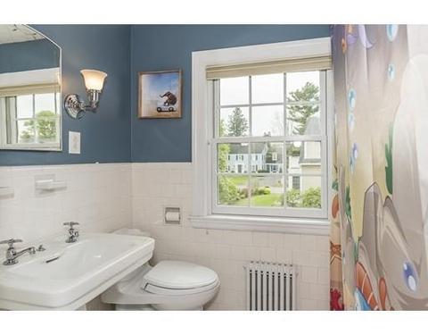 35 Beach St, Marblehead, MA 01945 photo 21