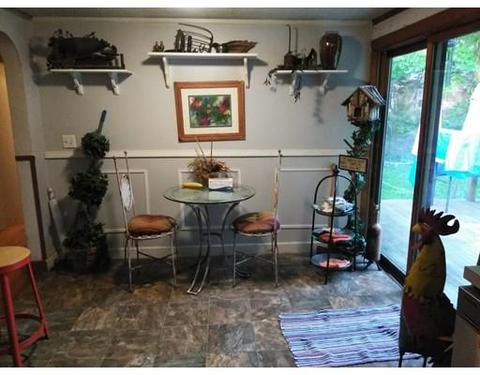 29 Fair Oak Rd, Springfield, MA 01128 photo 4