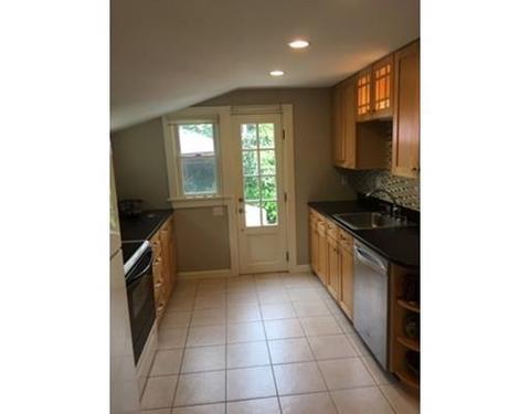 3 Highland Pl, Gloucester, MA 01930 photo 8