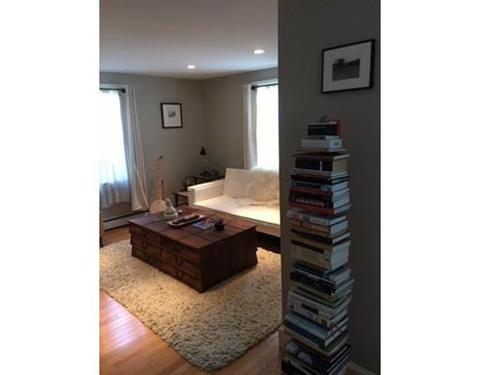 3 Highland Pl, Gloucester, MA 01930 photo 4