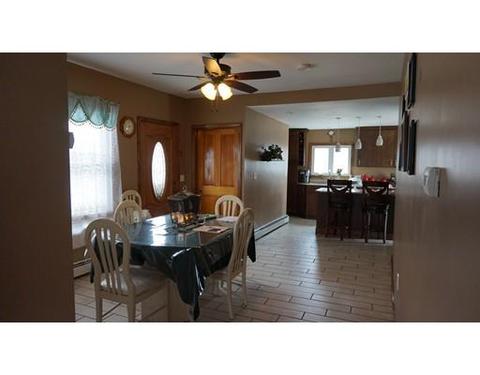461 Dickinson St, Fall River, MA 02721 photo 8