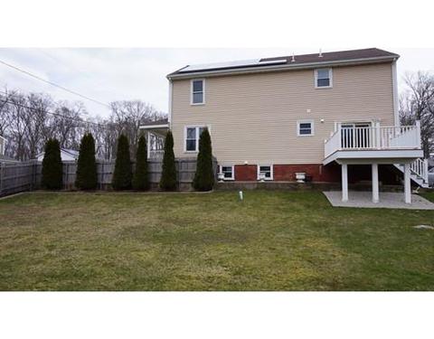 461 Dickinson St, Fall River, MA 02721 photo 3