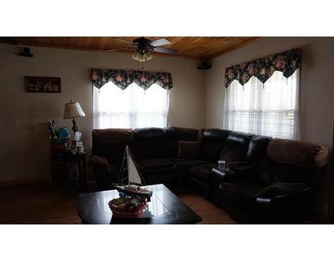 461 Dickinson St, Fall River, MA 02721 photo 7