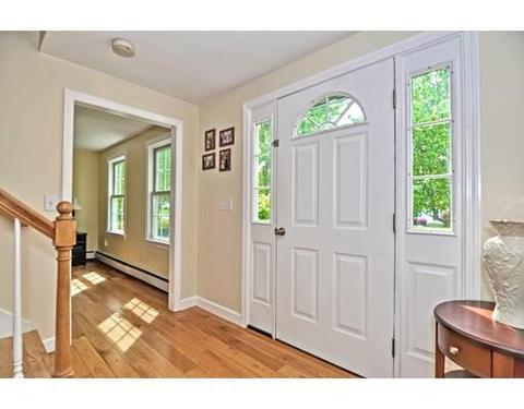 56 Maple St, Plainville, MA 02762 photo 3