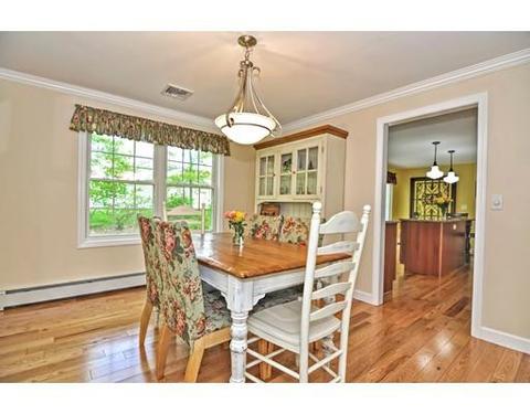56 Maple St, Plainville, MA 02762 photo 11