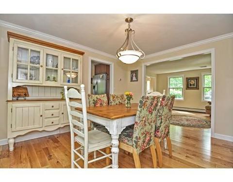 56 Maple St, Plainville, MA 02762 photo 10