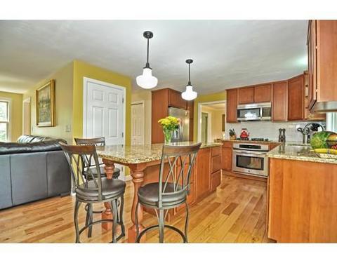 56 Maple St, Plainville, MA 02762 photo 15