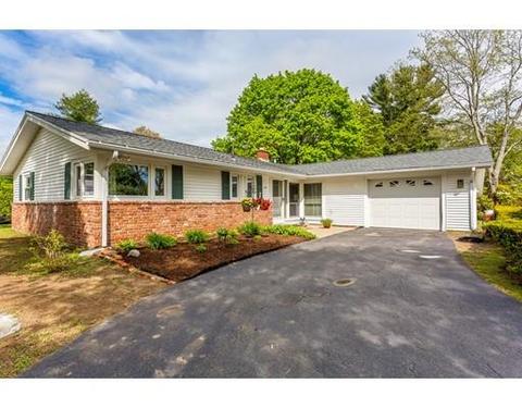 20 Barbara Rd, Raynham, MA 02767 photo 1