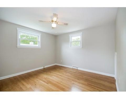 99 Louis Rd, Springfield, MA 01118 photo 15