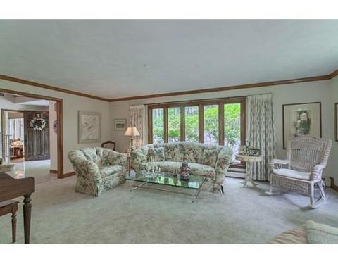 12 Wilson Ln, Acton, MA 01720 photo 9