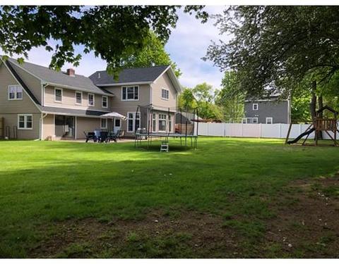 92 Hull St, Beverly, MA 01915 photo 4