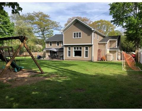 92 Hull St, Beverly, MA 01915 photo 3