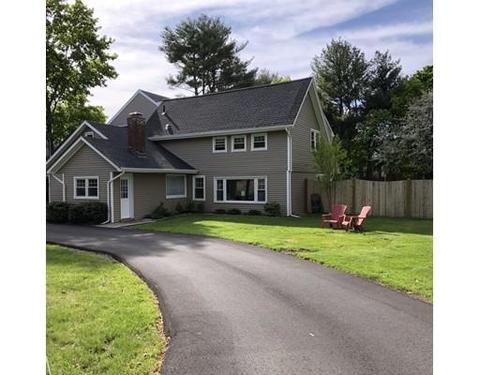 92 Hull St, Beverly, MA 01915 photo 2