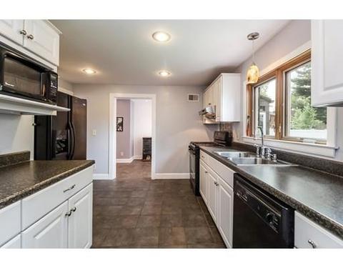 42 Welland Rd, Springfield, MA 01151 photo 8