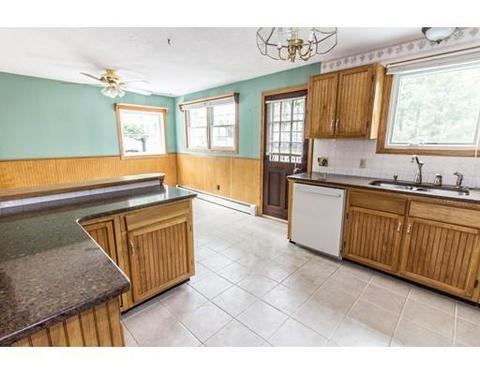 3 James St, Webster, MA 01570 photo 4