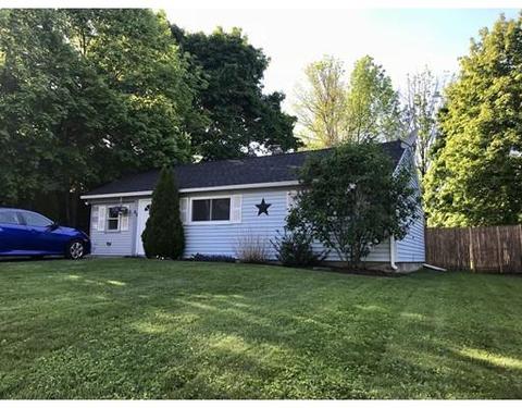 92 Bailey St, Worcester, MA 01602 photo 2