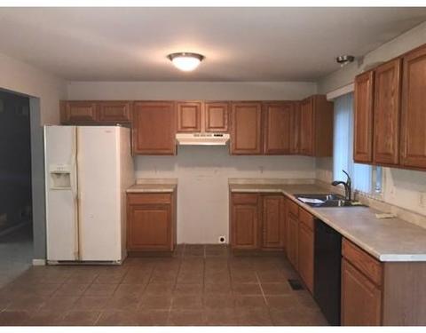 47 Nightingale St, Fall River, MA 02721 photo 10