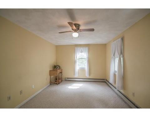 19 Wright St, Stoneham, MA 02180 photo 18