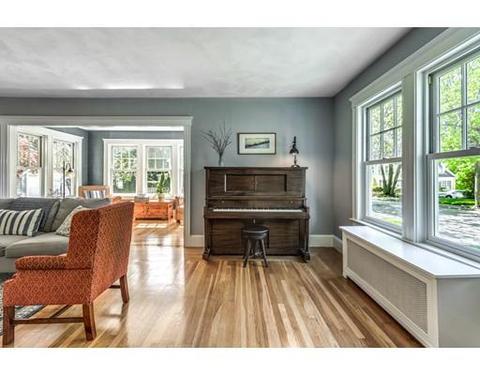 16 Marion Rd, Marblehead, MA 01945 photo 4