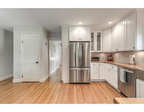 16 Marion Rd, Marblehead, MA 01945 photo 12