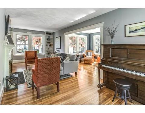 16 Marion Rd, Marblehead, MA 01945 photo 5