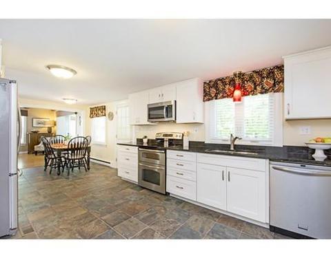 3 Coolidge Dr, Acton, MA 01720 photo 5