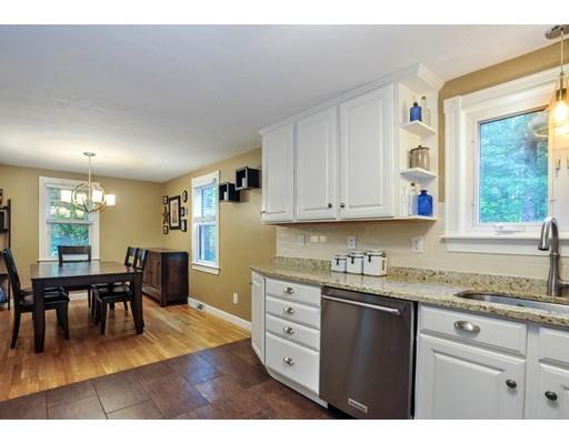  4 Long Hill Rd, Pembroke, MA 02359 photo 7