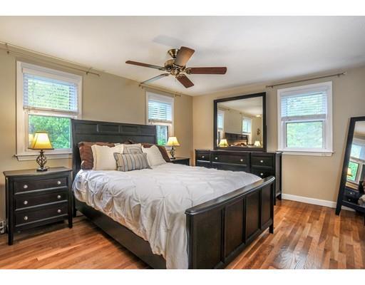  4 Long Hill Rd, Pembroke, MA 02359 photo 14