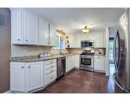  4 Long Hill Rd, Pembroke, MA 02359 photo 9
