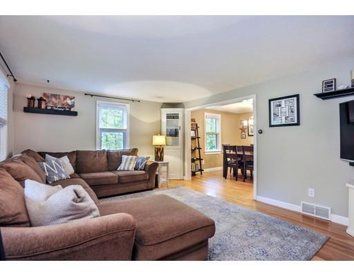  4 Long Hill Rd, Pembroke, MA 02359 photo 5