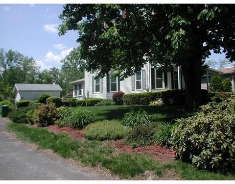 358 Broadway St, Chicopee, MA 01020 photo 4