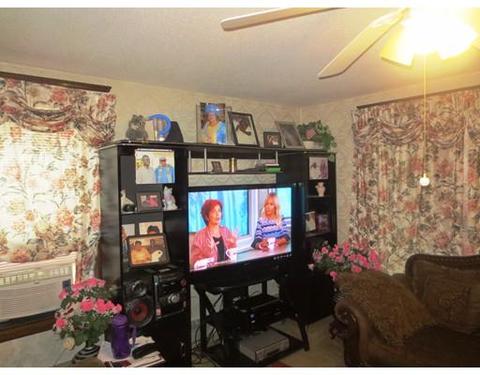 54 Adams St, Woonsocket, RI 02895 photo 11