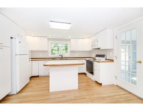 3 Roberts Rd, Canton, MA 02021 photo 4