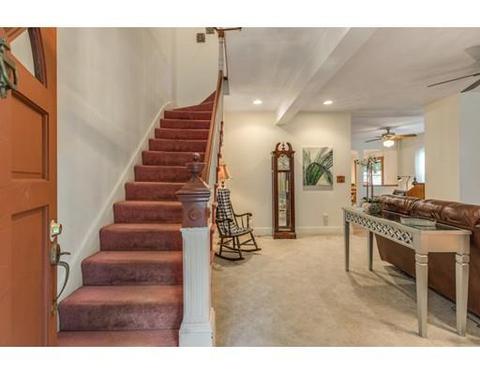 41 Hancock St, Reading, MA 01867 photo 4