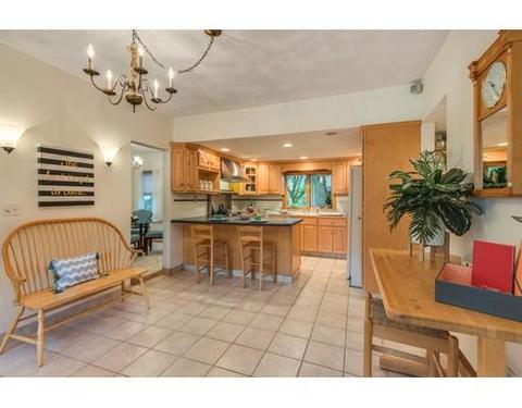 41 Hancock St, Reading, MA 01867 photo 16