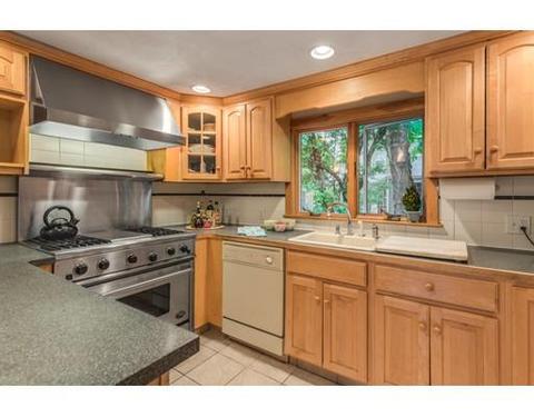 41 Hancock St, Reading, MA 01867 photo 18