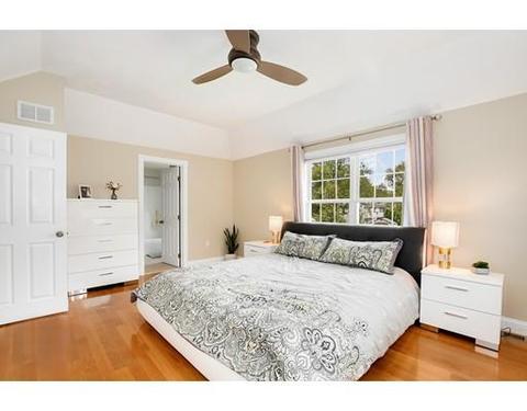 6 Mauriello Dr, Stoneham, MA 02180 photo 10