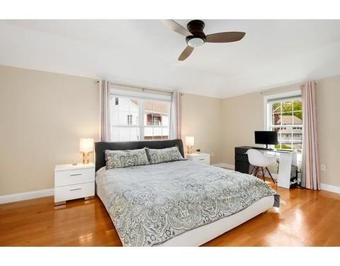 6 Mauriello Dr, Stoneham, MA 02180 photo 9