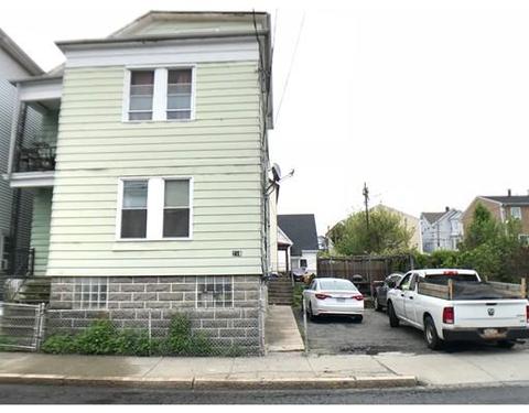 216 Quequechan St, Fall River, MA 02723 photo 1