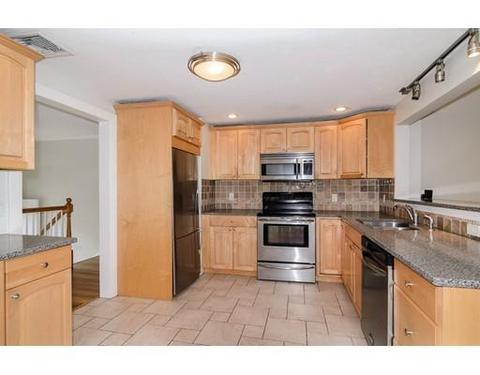 14 Mackintosh Ave, Needham, MA 02492 photo 5
