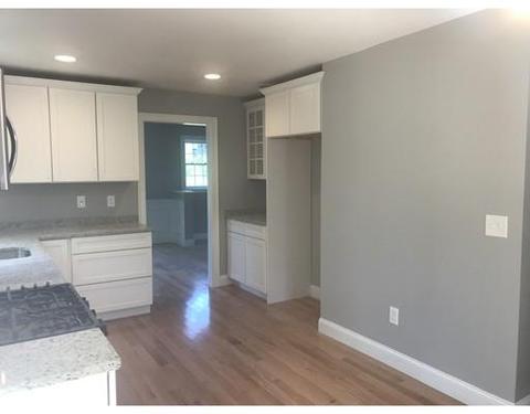 18 Mohawk Cir, Georgetown, MA 01833 photo 4