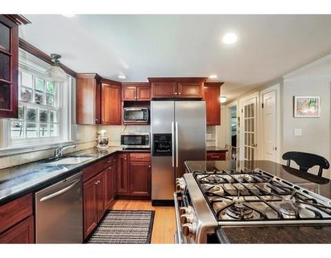 14 Pilgrim Rd, Hingham, MA 02043 photo 6