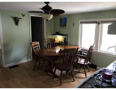 44 Pine St, West Springfield, MA 01089 photo 2