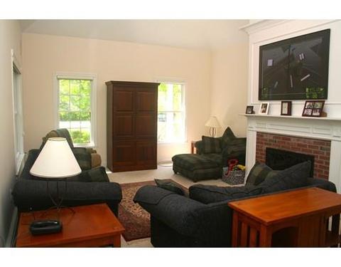 6 Talbott Farm, Mendon, MA 01756 photo 11